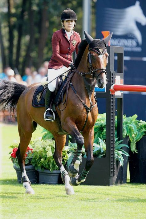 Edwina Tops-Alexander (AUS) Show Jumping Competition, Horse Riding Attire, Horse Stable, Horse Wallpaper, Horse Accessories, Equestrian Lifestyle, Equestrian Riding, Horse Blankets, Equestrian Life