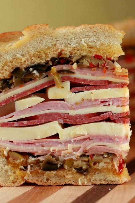 Gourmet Sandwiches Recipes, Muffaletta Recipe, Muffuletta Recipe, Muffaletta Sandwich, Muffuletta Sandwich, Big Sandwich, Picnic Sandwiches, Bruschetta Toppings, Best Sandwich Recipes