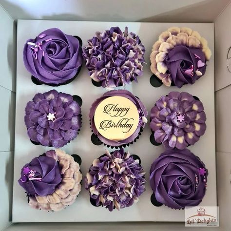 Purple shaded Cupcakes Purple Cake With Cupcakes, Purple Icing Cupcakes, Dark Purple Cupcakes, Customized Cupcakes For Birthday, 30th Birthday Cupcake Ideas For Women, Purple Birthday Cupcakes, Purple Cupcakes Ideas, Purple Candy Table, Purple Wedding Cupcakes