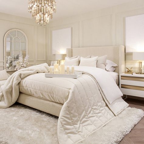 Recamaras King Size, Winged Bed, Fabric Upholstered Bed, Luxury Bed Sheets, Unique Flooring, White Bedroom, Upholstered Beds, Dream Bedroom, King Size Bed