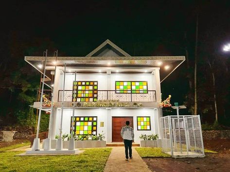 BARMM Barangay Halls: Reviving the Traditional Torogan Design to a Contemporary Significance - Filipina Architect Philippine Traditions, Filipino Architecture, Colonial Times, Wooden Pattern, Large Chandeliers, Engineering Design, Door Frame, Modern Technology, Second Floor