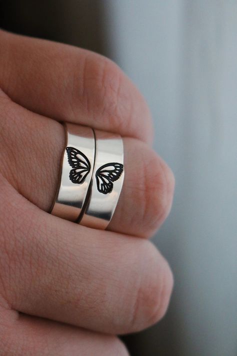 Cute Matching Rings, Matching Rings For Best Friends, Pinky Promise Best Friend, Bff Rings, Detailed Butterfly, Best Friend Birthday Gifts, Matching Promise Rings, Wing Ring, Best Friend Rings