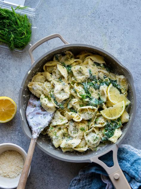 Alfredo Tortellini, Lemon Spinach, Tortellini Alfredo, Spinach Alfredo, Spinach Tortellini, Lemon Dill, Holiday Side Dishes, Spinach And Cheese, Alfredo Sauce