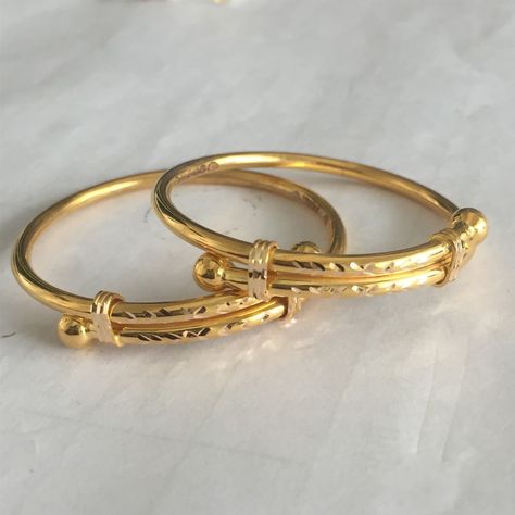 Baby Bangles Design, Baby Girl Gold Jewellery, Adjustable Gold Baby Bangles, Bangles For Baby Girl Gold, Baby Bangles Indian Gold, Beads Collection, Gold Earrings Models, Baby Bangles, Gold Chain Design