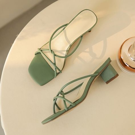 pearl - Fashion shoes trends, news and celebrity styles - Heels Aesthetic Green, Fashion Green Aesthetic, Pastel Green Dress Aesthetic, Pastel Green Outfit Aesthetic, Green Accessories Aesthetic, Green Aesthetic Shoes, Green Heels Aesthetic, Pastel Green Heels, Pastel Green Shoes