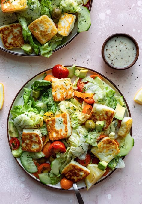 Fried Halloumi, Halloumi Cheese, Butter Lettuce, Antipasto Salad, Berry Salad, Salad Toppings, Greek Salad, Easy Delicious, Mediterranean Diet