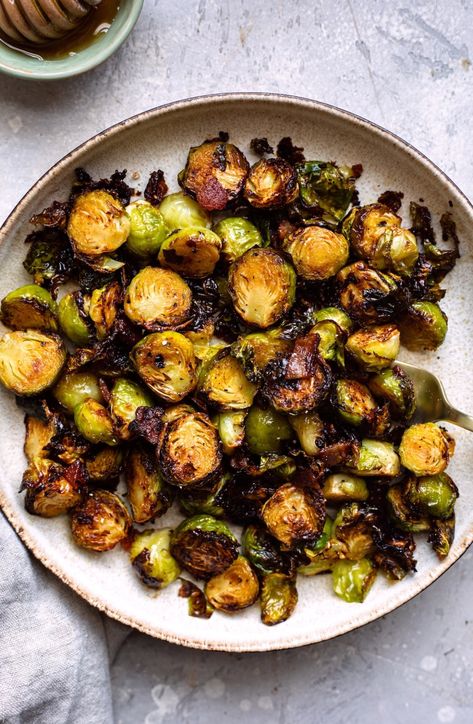 Air Fryer Honey Mustard Bacon Brussels Sprouts - Dash of Mandi Mustard Brussel Sprouts, Bacon Brussels Sprouts, Veggie Side Dish, Fried Brussel Sprouts, Bacon Brussel Sprouts, Vegetable Side Dishes Recipes, Sprout Recipes, Brussels Sprouts Recipe, Lifestyle Change