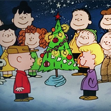 Merry Christmas Charlie Brown, Charlie Brown Y Snoopy, Dylan Mcdermott, Charlie Brown Christmas Tree, Classic Christmas Movies, Best Christmas Movies, Brown Christmas, Peanuts Christmas, Christmas Time Is Here