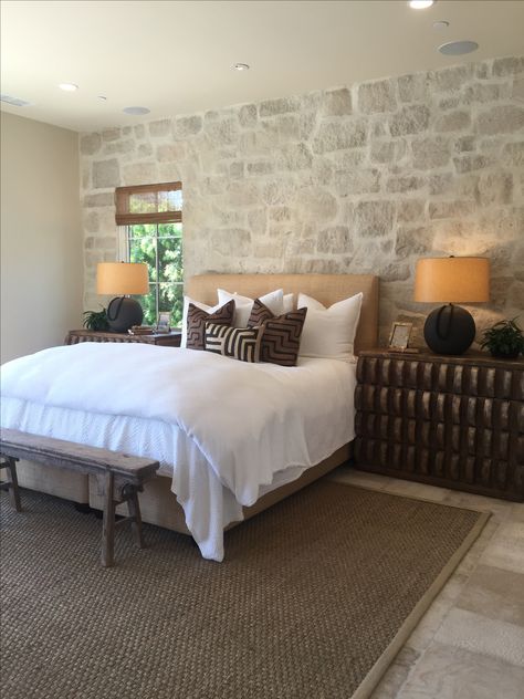 Cobblestone Accent Wall, Stone Wall Family Room, Stone Headboard Wall, Rock Wall Inside House, Stone Accent Walls Bedroom, Stone Feature Wall Bedroom, Faux Stone Bedroom Wall, Bedroom With Rock Wall, Bedroom Stone Wall Ideas