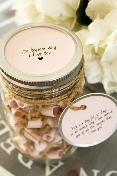 Jar Filled With Notes Gift Ideas, Mini Mason Jar Ideas, Capsule Photography, Jar With Notes, 52 Reasons Why I Love You, Message Jar, Jar Of Notes, Notes Diy, Happy Birthday Cards Diy