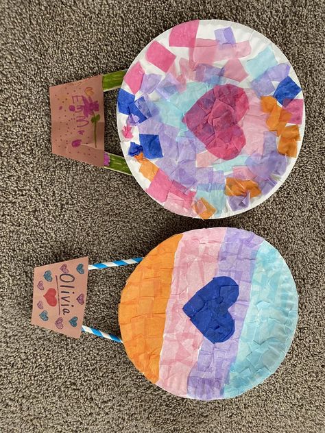 The Best Kids Crafts & Activities | Hot air balloons Craft inspired by Pinterest Hot Air Balloon Craft Preschool, Balloon Crafts Preschool, Hot Air Balloon Classroom Theme, Balloons Craft, Ballon Crafts, Air Balloon Craft, Transportation Theme Preschool, Balloon Craft