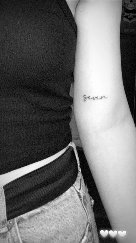 Taylor Swift Inspired Matching Tattoos, Small Tattoo Ideas Taylor Swift, Small Tattoo Taylor Swift, Taylor Swift Small Tattoo Ideas, Taylor Swift Tattoo Seven, Taylor Swift 13 Tattoo, Seven Tattoo Taylor Swift, Taylor Swift Tattoo Ideas Small Folklore, Seven Taylor Swift Tattoo