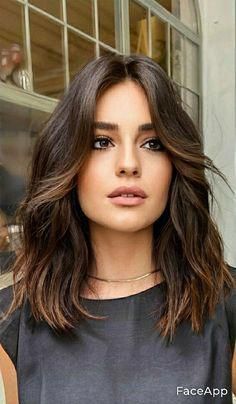 Collar Bone Length Hair, Collar Bone Hair, Unwanted Facial Hair, Applying Makeup, Collar Bone, Medium Length Haircut, Hair Medium, Without Makeup, Style Mistakes