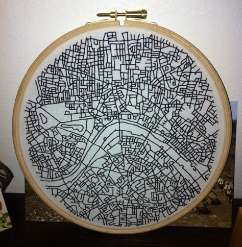 Embroidered map of London Embroidery Map, Map Quilt, Map Of London, 3d Embroidery, Embroidered Art, Textile Crafts, 자수 디자인, Modern Embroidery, Embroidery Hoop Art