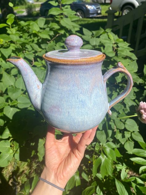 Tea Pot Clay Ideas, Teapot Ceramic Ideas, Teapot Pottery, Post Grad, Clay Teapots, Ceramics Ideas, Holy Cow, Ceramic Teapots, Tea Pot Set