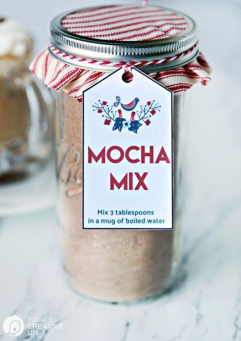 Mocha Mix Recipe, Simple Homemade Gifts, Reindeer Food Poem, Homemade Mocha, Hot Cocoa Mix Recipe, Hot Chocolate Mix Recipe, Homemade Dry Mixes, Gifts In A Jar, Simple Holiday Gifts