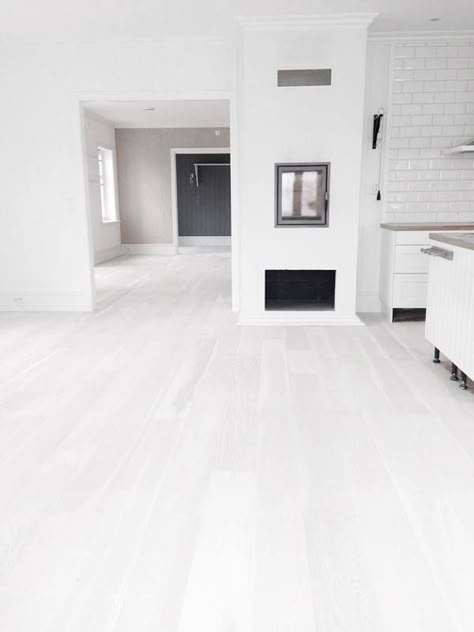 White Floor Tiles Living Room, White Wood Laminate Flooring, White Tiles Living Room, Bedroom Tiles Design, Tiles For Living Room Floor, White Hardwood Floors, White Painted Floors, Bedroom Floor Tiles, White Laminate Flooring