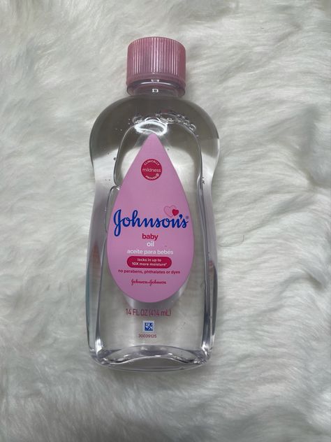 Johnson Baby Oil, Johnson Products, Diy Skin Care Routine, Body Hygiene, Shower Skin Care, Perfect Skin Care Routine, Baby Skin Care, Homemade Face, Body Care Routine