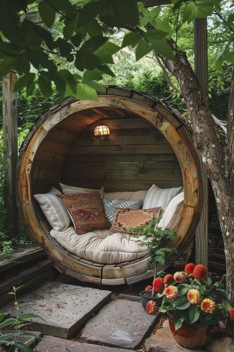 Backyard Reading Nook, Outdoor Reading Space, Garden Reading Nook, Outdoor Reading Nooks, Outdoor Reading, Reading Rooms, Garden Pavers, Garden Nook, Unusual Home