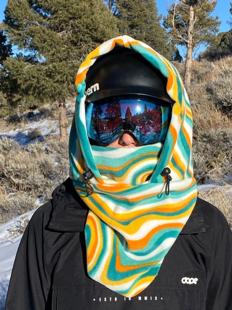 Snowboarding Fits, Hood Balaclava, Ski Hood, Ski Balaclava, Snowboarding Tips, Snow Fits, Snowboard Design, Helmet Hood, Ski Bunnies