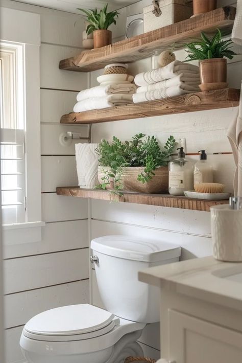 Small Apartment Bathroom, Bathroom Farmhouse Style, Cottage Bathroom, Rustic Bathroom Decor, Rustic Bathrooms, Small Bathroom Storage, Bathroom Inspiration Decor, Apartment Bathroom, Bathroom Redo