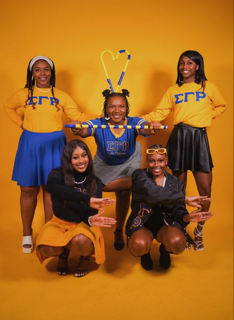 Sgrho Photoshoot Ideas, Sigma Gamma Rho Probate Outfits, Sgrho Probate Outfits, Sigma Gamma Rho Photoshoot, Sgrho Photoshoot, Sigma Gamma Rho Outfits, Sgrho Outfits, Sigma Woman, Sorority Photoshoot