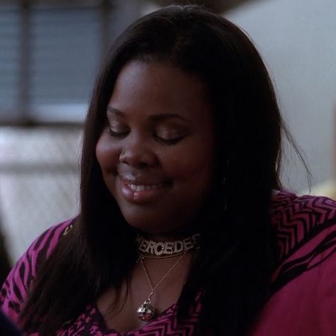 Glee Characters, Jones Aesthetic, Mercedes Jones, Amber Riley, Glee Fashion, Glee, Season 1, Amber, Tv