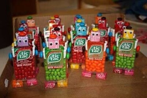 Robot Party Favors, Maker Fun Factory, Transformers Birthday Parties, Robot Birthday Party, Christmas Candy Gifts, Valentine Party Favors, Transformer Birthday, Robot Party, Valentine Gifts For Kids