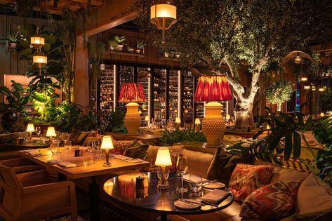 Romantic restaurants in London. We pick the very best | British GQ Unique Restaurant Interior, London Romance, Thai Pad, Wood Spa, Restaurant Inspiration, Cafe Decoration, Romantic Restaurants, Cozy Restaurant, Restaurants In London