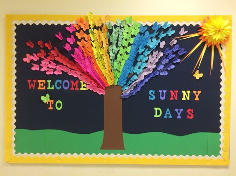 Spring / Summer bulletin board  Butterfly tree colorful butterflies Butterflies Classroom, Summer Bulletin Board, Spring Butterflies, Summer Bulletin Boards, Reading Bulletin Boards, Spring Bulletin, Spring Bulletin Boards, Butterfly Tree, Spring Kids