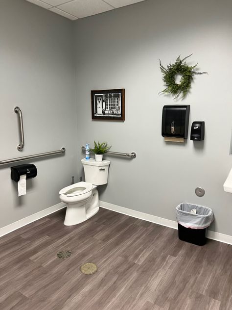 Bathroom Business Ideas, Public Restroom Decor Ideas, Customer Bathroom Ideas, Work Restroom Ideas, Work Office Bathroom Ideas, Commercial Bathroom Decor, Public Bathroom Decor, Medical Office Bathroom Ideas, Staff Bathroom Decor