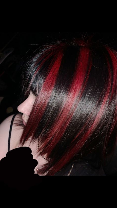 Dyed Hair With Black Hair, Emo Hair Highlights, Dyed Hair Aesthetic Grunge, Long Black Hair With Red Streaks, Black Highlights On Red Hair, Dark Red Stripes Hair, Chucky Red Highlights, Emo Striped Hair, Black And Red Tips Hair