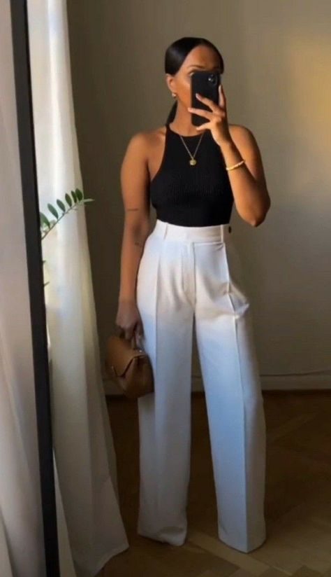 Black And White Corporate Attire, Black Women Trousers Outfit, A Line Pants Outfit, Summer Business Outfits Women Classy, Classy Outfits Pants, Jewelry For High Neck Dress, Marketing Work Outfit, Black Dress Pants Outfit For Work Summer, Classy Everyday Outfits Spring