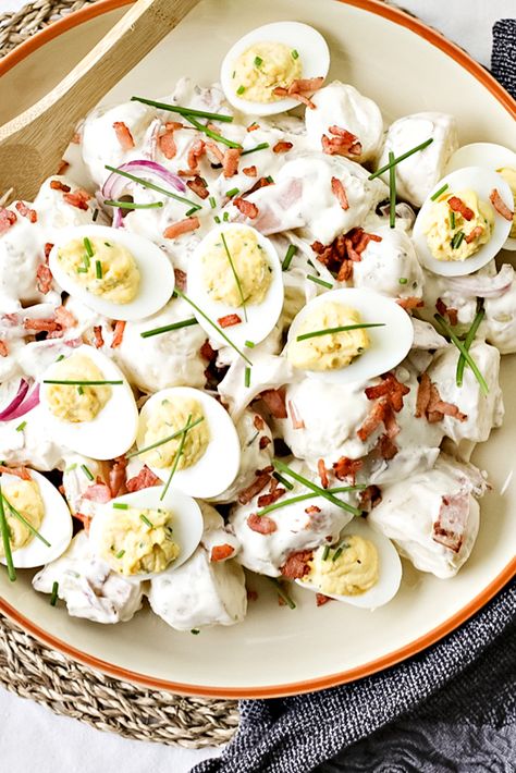 #potatosalad #devilledeggs #salad #side #christmassalad Bbq Christmas Lunch, Christmas Lunch Ideas Vegetarian, Summer Christmas Lunch Ideas, Christmas Bbq Food, Summer Christmas Food, Christmas Salad Ideas, Xmas Lunch Ideas, Baking Sweet Potato, Deliciously Entertaining