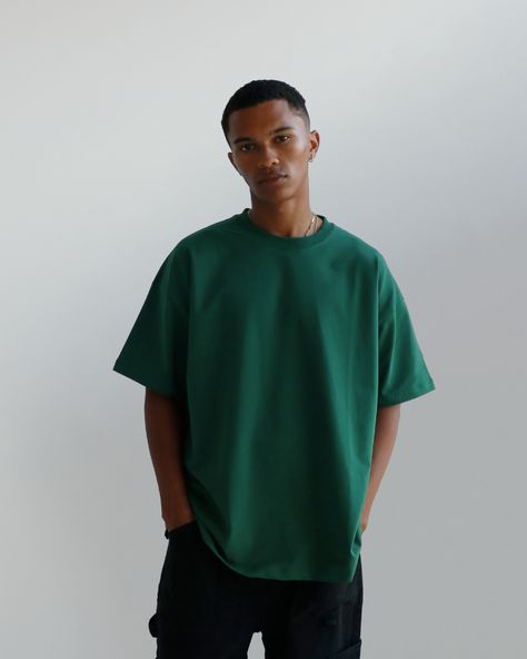 The Luxe Unisex Oversized Tee in College Green. The same comfortable, stretchy, oversized fit you all know and love in fresh new colours. Heavy jersey fabrication Moderate stretch Relaxed, oversized fit Crew neck 95% Cotton, 5% Spandex 280gsm Unbranded Moderate Outfits, Green Oversized Shirt Outfit, Basic T Shirt Outfit, Green Oversized Tshirt, Green T Shirt Outfit, Green Shirt Outfit Men, Green Outfit Men, Oversize Shirt, Green Tee