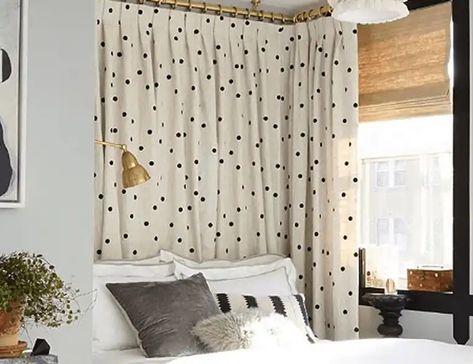 Curtain Ideas For Bay Windows, Ways To Hang Curtains, Scarf Curtains, Curtains Design, Headboard Curtains, Hanging Curtain Rods, Hang Curtains, Nordic Winter, Bedroom Color Combination