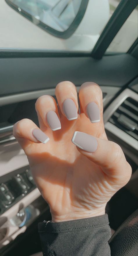 Off White Nails Matte, White Matte Nails With Glossy Tips, White Matte Acrylic Nails Almond, Gray White Nail Designs, Matte Simple Nails, Grey And White Nail Designs Simple, Grey Nails White Tips, Grey Nails With White Tips, White And Grey Nails Acrylic