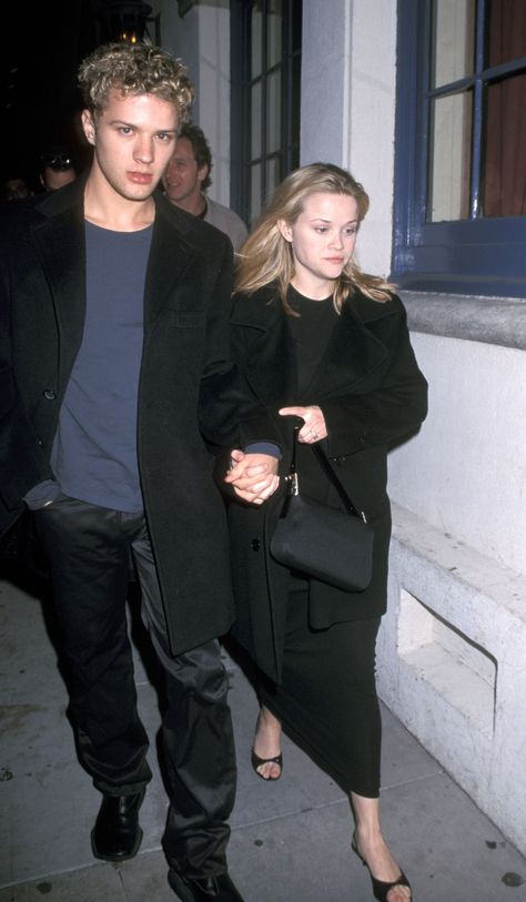 Ryan Phillippe and Reese Witherspoon - HarpersBAZAAR.com 90s Celebrity Couples, Celebrity Couples Paparazzi, Couples Paparazzi, Celebrity Couples Costumes, Korean Celebrity Couples, Interracial Celebrity Couples, Celebrity Couple Costumes, Cinerama Dome, Ryan Cooper