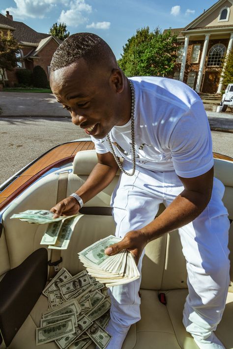 Yo Gotti Southern Rap, Yo Gotti, Hip Hop World, Medical Health Care, Hip Hop Quotes, Real Hip Hop, Gangsta Rap, Famous Singers, Hip Hop Outfits