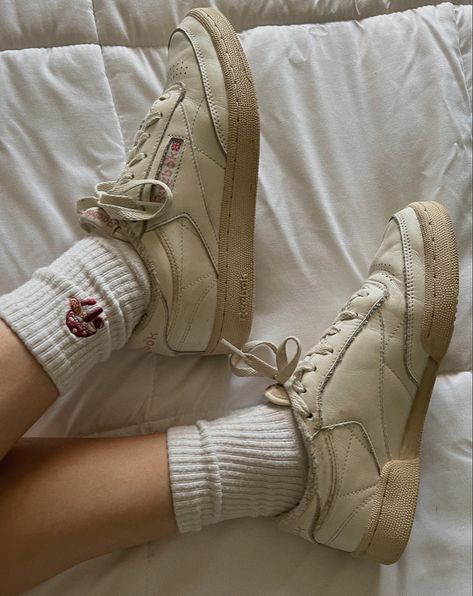 reebok club c 85 vintage pink, reeboks aesthetic, reebok outfit, mushroom socks, cute aesthetic socks Worn Sneakers Aesthetic, Club C 85 Vintage Shoes Outfit, Socks And Shoes Aesthetic, Reebok Club C 85 Aesthetic, Vintage Reebok Shoes Outfit, Aesthetic Reebok Shoes, Reebok Outfit Aesthetic, C 85 Reebok Outfit, Reebok Club C 85 Pink