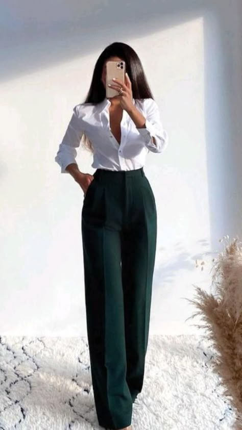 Corporate Outfits For Women, Woman Suit Fashion Classy, Cute Professional Outfits, Professional Outfits Women, Stylish Work Attire, Office Outfits Women, Corporate Outfits, Work Fits, Fashion Fail