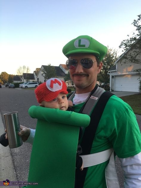 Nintendo Family Costume, Father And Son Halloween Costumes, Dry Bowser Costume, Father Son Halloween Costumes, Baby Mario Costume, Mario Family Costume, Dry Bowser, Baby Carrier Costume, Yoshi Costume