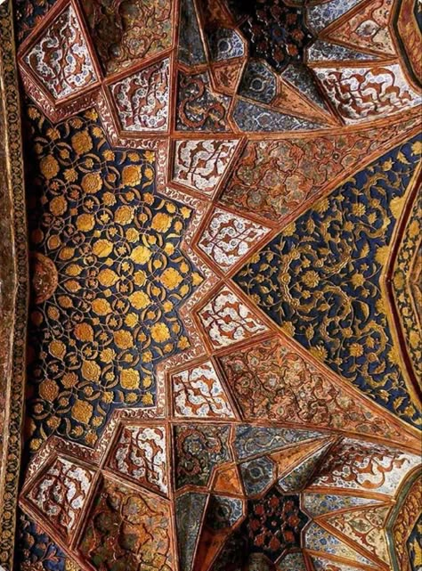 Mughal Architecture Interiors, Mughal Architecture Aesthetic, Mughal Royal Aesthetic, Mughal Empire Aesthetic, Akbar The Great Mughal Empire, Mughal Interior, 16th Century Aesthetic, Mughal Aesthetic, Sikandra Agra