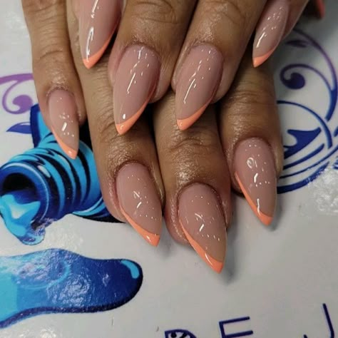 11.4k Likes, 68 Comments - 💅🏾Ja'Car Spa Haven LLC. (@deenailspa) on Instagram: “🧡🧡PURE CANTALOUPE SLICES 🧡🧡  💅🏾NATURAL NAIL OVERLAY 💅🏾  #naturalnailoverlay #notips #realnails…” Negative French Nails, Cute Nails For Black Women, Nail Esthetics, Nail Overlay, Stilleto Nails Designs, Almond Acrylic, Peach Nails, Minimal Nails, Almond Acrylic Nails