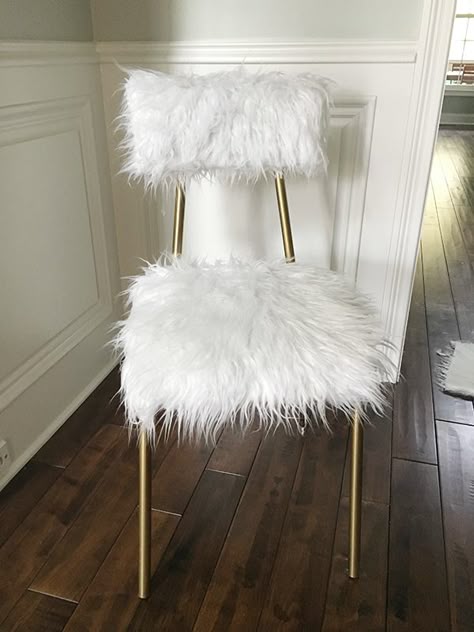 DIY Fur Desk Chair: One Room Challenge, Week 5! | Less Than Perfect Life of Bliss | home, diy, travel, parties, family, faith Diy Vanity Chair, Farmhouse Desk Chair, Desk Chair Diy, Dining Chairs Diy, Chair Diy, Farmhouse Desk, One Room Challenge, Old Chairs, Challenge Week