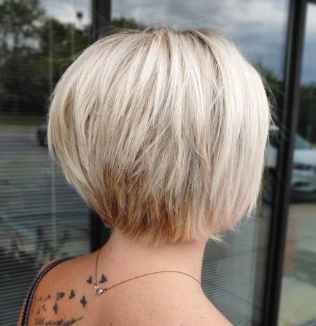 Nape-Length Graded Bob Short Hairstyles For Fine Hair, Hairstyles For Fine Hair, Bob Haircut For Fine Hair, Short Layers, Short Layered Haircuts, Bob Hairstyles For Fine Hair, Layered Bob, Penteado Cabelo Curto, Short Hairstyle