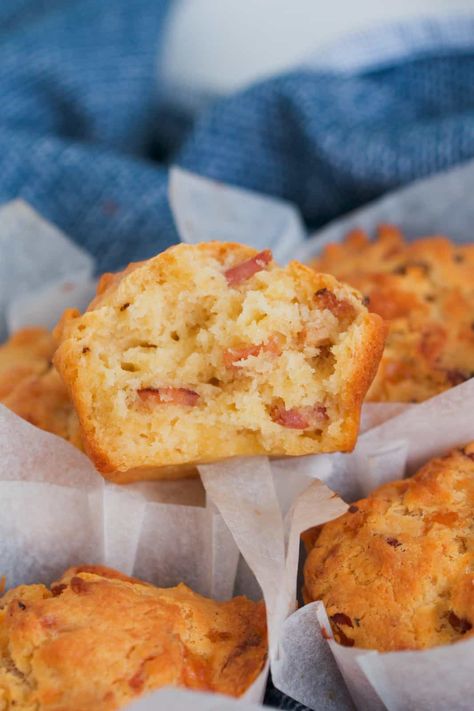 Whip up a batch of quick and easy Bacon & Cheese Muffins using our famous 6 ingredient savoury muffin recipe. They're the perfect lunch box snack! Bacon And Cheese Muffins, Savoury Muffin Recipe, Bacon Cheddar Muffins, Cheese And Bacon Rolls, Savoury Muffin, Costco Muffins, Aussie Recipes, Cheddar Muffins, Savory Muffins Recipes