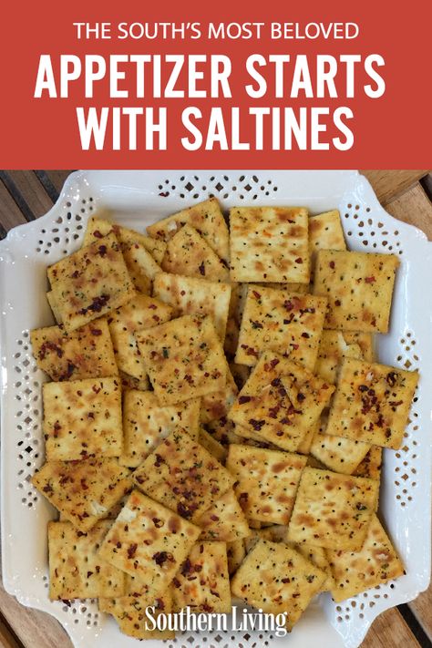 Alabama Fire Crackers Recipe, Saltine Cracker Recipes, Spicy Crackers, Crackers Appetizers, Seasoned Crackers, Fire Crackers, Saltine Crackers, Snack Mix Recipes, Cracker Snacks