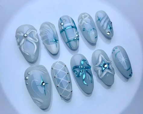 Russian Nails Design, Nail Deisgn, Nails Done At Home, Nails Kit, Fake Nails Designs, Art Deco Nails, Cute Simple Nails, Beauty Nails Design, Pack Light