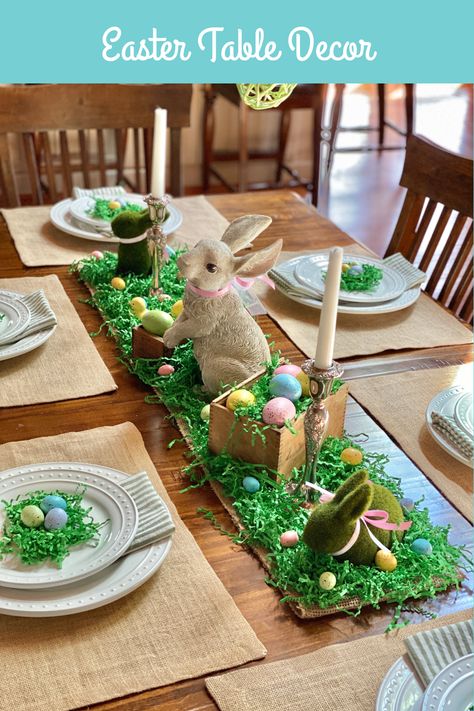 Looking for simple and easy Easter table decorations? Check out our simple, DIY centerpiece that brings spring to your table and helps you celebrate Easter with these sweet rabbits, vintage wooden boxes, speckled Easter eggs, and green grass! #Easter #centerpieces #tablescapes #ideas #tabledecorations Tablescapes Ideas, Easter Table Centerpieces, Easter Table Setting, Diy Centerpiece, Easter Table Settings, Easter Tablescapes, Easter Decorations Vintage, Easter Decorations Diy Easy, Easter Centerpieces